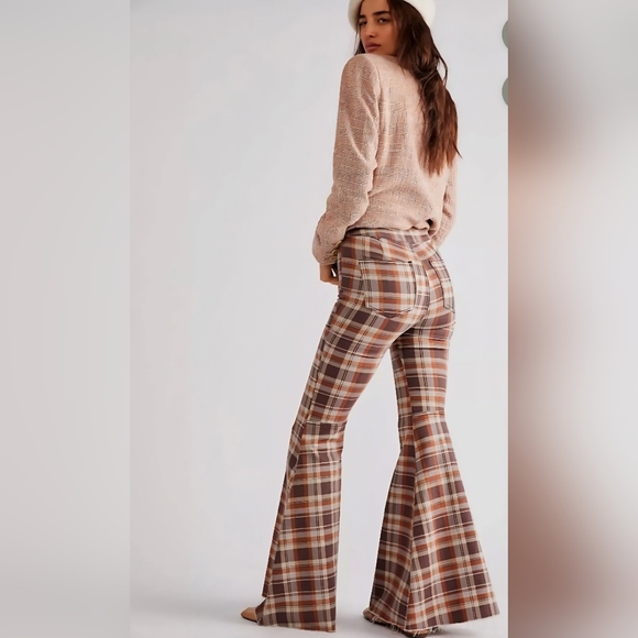 FREE PEOPLE WOMAN JUST FLOAT ON FLARE JEANS PLAID DARK CHOCOLATE COMBO SZ 24 EUC - Picture 2 of 6
